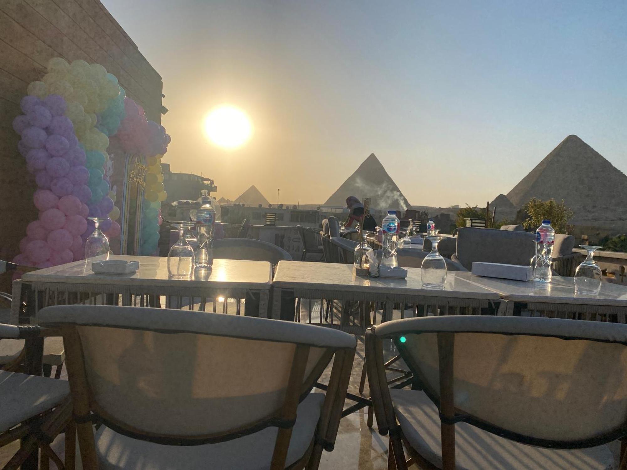 Queen Ash Pyramid View Inn Kafret el-Gabal Exterior foto